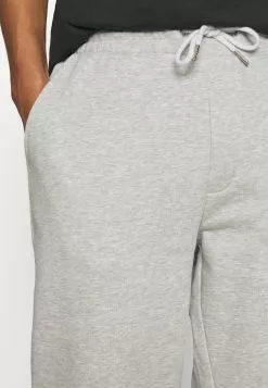 Soldes En Ligne YOURTURN UNISEX - Pantalon de survêtement trouser Normale all 17 Soldes En Ligne YOURTURN UNISEX - Pantalon de survêtement trouser Normale all -Tenue Fine 00e4ed202f4b4a2b809328fabbbc2700