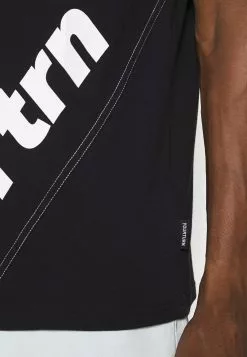 Qualité Excellente YOURTURN UNISEX - T-shirt imprimé t shirt Col rond all 12 Qualité Excellente YOURTURN UNISEX - T-shirt imprimé t shirt Col rond all -Tenue Fine 07ebeca3944a4d89bb1105a4a8fc86b7