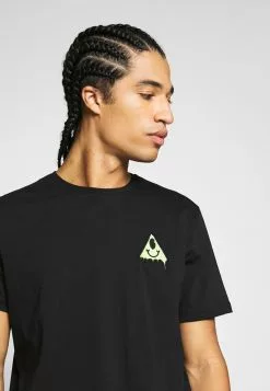 Prix Abordable YOURTURN UNISEX SET - T-shirt imprimé combination clothing Normale all -Tenue Fine 0db5ff8262c74bf8ba794ca1ff938f02