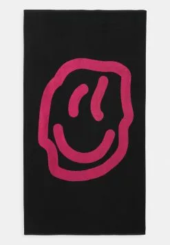 YOURTURN BEACH TOWEL 180x100CM 500 GSM - Serviette de plage Prix Préférentiel beach accessories men -Tenue Fine 0e4ff5ef037240ccb2ca03a1f6a9b678