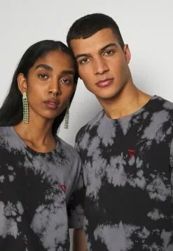 YOURTURN Prix Favorable T-shirt imprimé t shirt Col rond all 12 YOURTURN Prix Favorable T-shirt imprimé t shirt Col rond all -Tenue Fine 1aa6e671f3154f0492449c5f83118b79