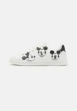 Prix Cassé YOURTURN DISNEY UNISEX - Baskets basses sneaker Rond all -Tenue Fine 23263ab3128e486ab3bc4f1b45a285a6 1