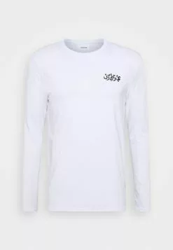 YOURTURN T-shirt à manches longues Prix De Rêve t shirt Col rond women 10 YOURTURN T-shirt à manches longues Prix De Rêve t shirt Col rond women -Tenue Fine 3827f39223af4ee5a15dcf45536f605d