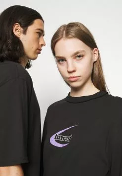 YOURTURN Meilleur Prix Garanti OVERSIZED FIT UNISEX - T-shirt imprimé t shirt Col rond all 15 YOURTURN Meilleur Prix Garanti OVERSIZED FIT UNISEX - T-shirt imprimé t shirt Col rond all -Tenue Fine 3ef20d14ee65404db05caca6eddf29d7