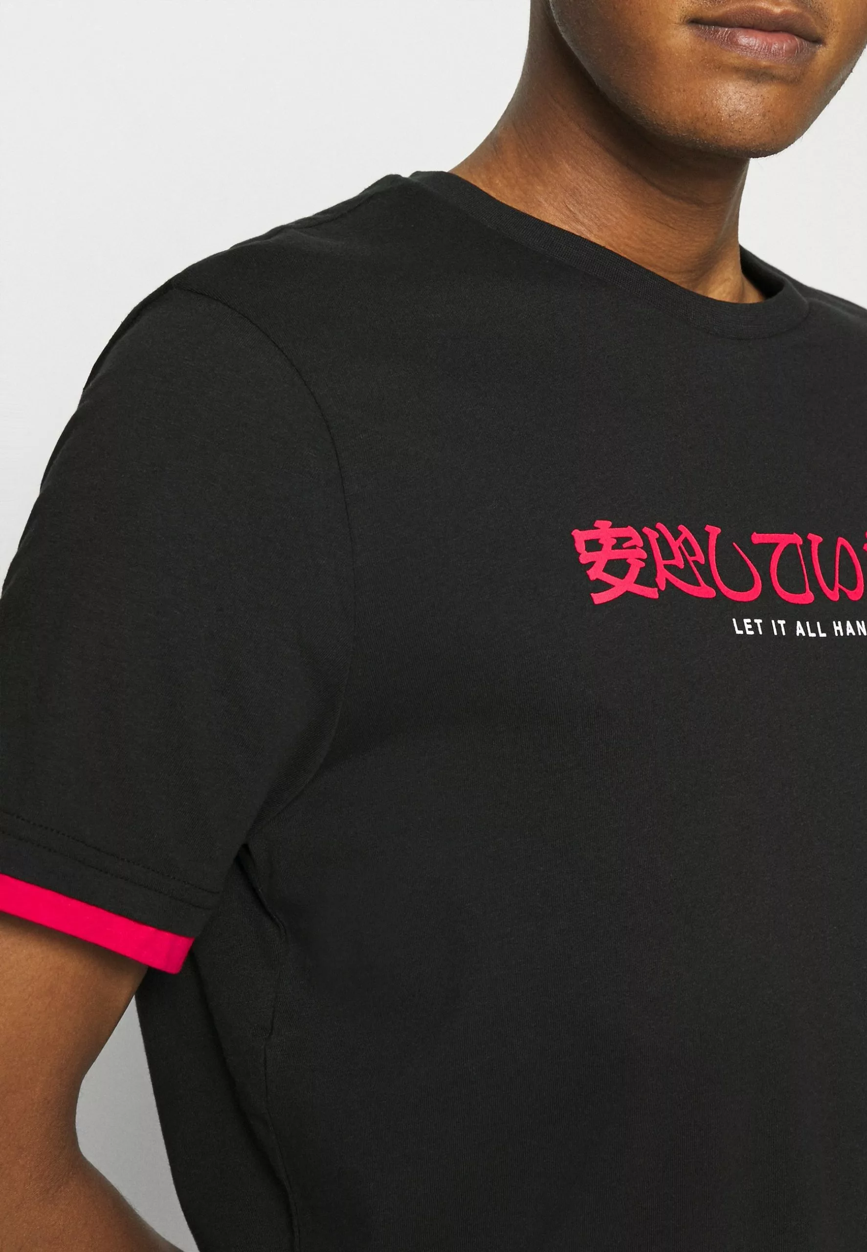 Marchandise de première qualité YOURTURN T-shirt imprimé t shirt Col rond all 8 Marchandise de première qualité YOURTURN T-shirt imprimé t shirt Col rond all – Image 6