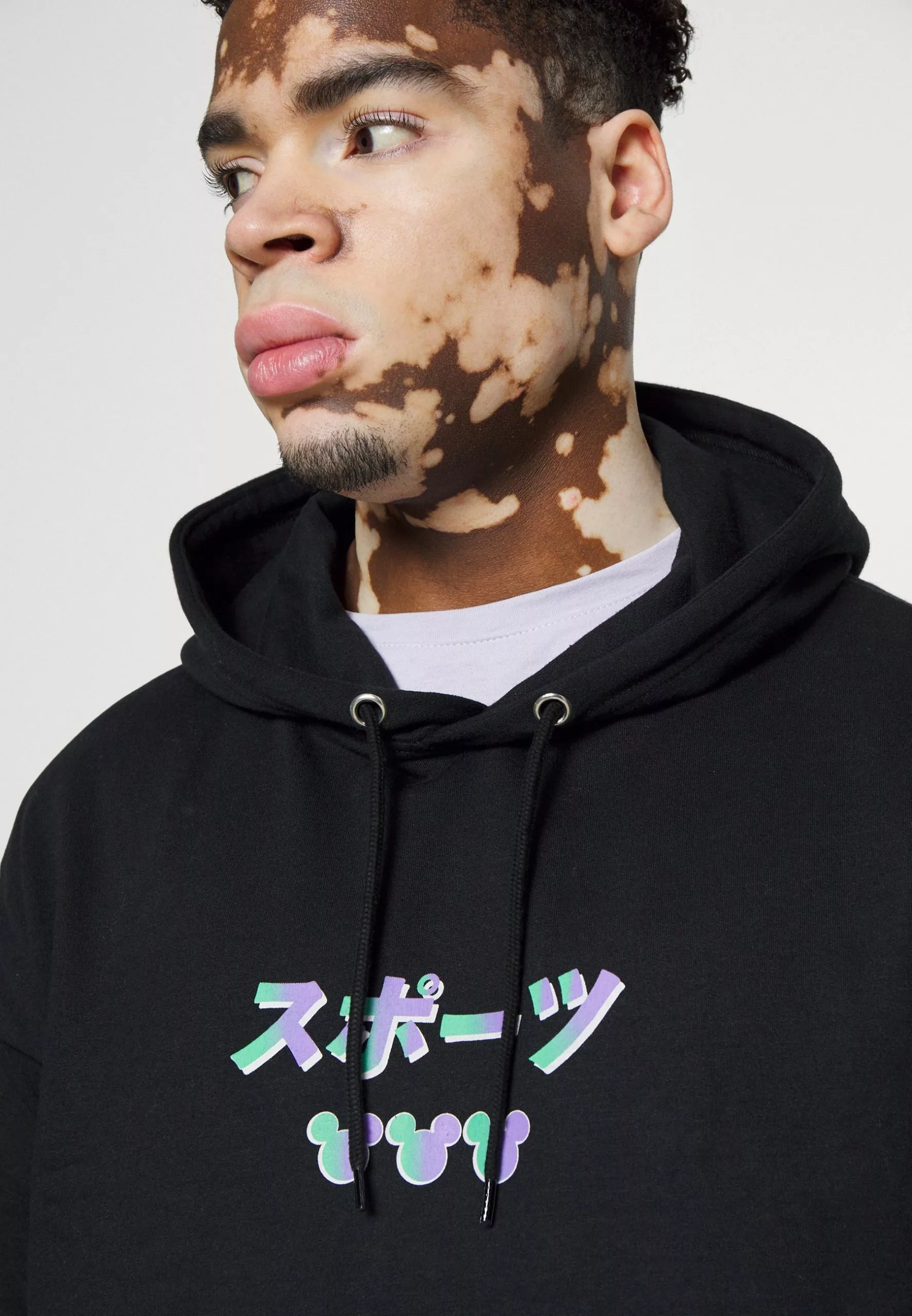 YOURTURN Meilleur Prix Garanti MICKEY SPORTS HOODIE UNISEX - Sweat à capuche pullover Capuche all 6 YOURTURN Meilleur Prix Garanti MICKEY SPORTS HOODIE UNISEX - Sweat à capuche pullover Capuche all – Image 4