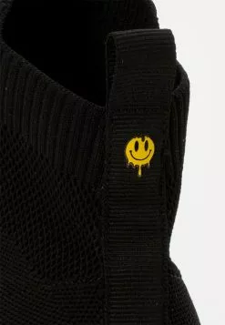 Prix Bradés YOURTURN Baskets montantes sneaker Rond all -Tenue Fine 465435c0a38d40518139ac487bdbd18d