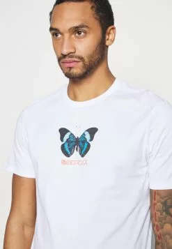YOURTURN UNISEX BUTTERFLY TEE - T-shirt imprimé Prix Bradés t shirt Col rond all 11 YOURTURN UNISEX BUTTERFLY TEE - T-shirt imprimé Prix Bradés t shirt Col rond all -Tenue Fine 69259f426b1042e08ff459f5a5740ce6