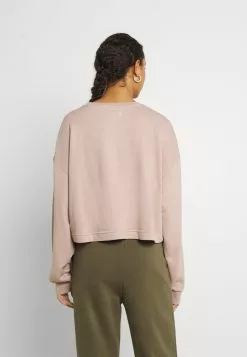 Prix Acceptable YOURTURN UNISEX - Sweatshirt pullover Col rond all 10 Prix Acceptable YOURTURN UNISEX - Sweatshirt pullover Col rond all -Tenue Fine 6be42a0d8b644fbcb10b846b42fe50a7