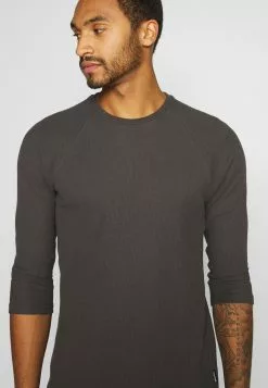 YOURTURN Prix d’Amis UNISEX - T-shirt à manches longues pullover Col rond all -Tenue Fine 6bf4a50659574deb97357409bd4f1694