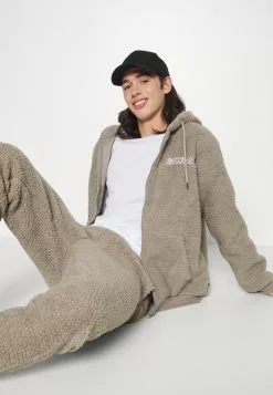 Prix Préférentiel YOURTURN UNISEX - Veste d'hiver coat Capuche all -Tenue Fine 7f1d13bad7134665abaab90d88ab3df7