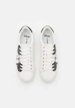 Garantie De Qualité 100% YOURTURN DISNEY UNISEX - Baskets basses sneaker Rond all 11 Garantie De Qualité 100% YOURTURN DISNEY UNISEX - Baskets basses sneaker Rond all -Tenue Fine 83919d08fae2412ab44a2ceae7bd2834