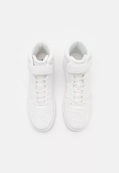 YOURTURN UNISEX - Baskets montantes Petit Prix sneaker Rond all 11 YOURTURN UNISEX - Baskets montantes Petit Prix sneaker Rond all -Tenue Fine 8bdbe5326f2e42dc8bdeca24314dca3a