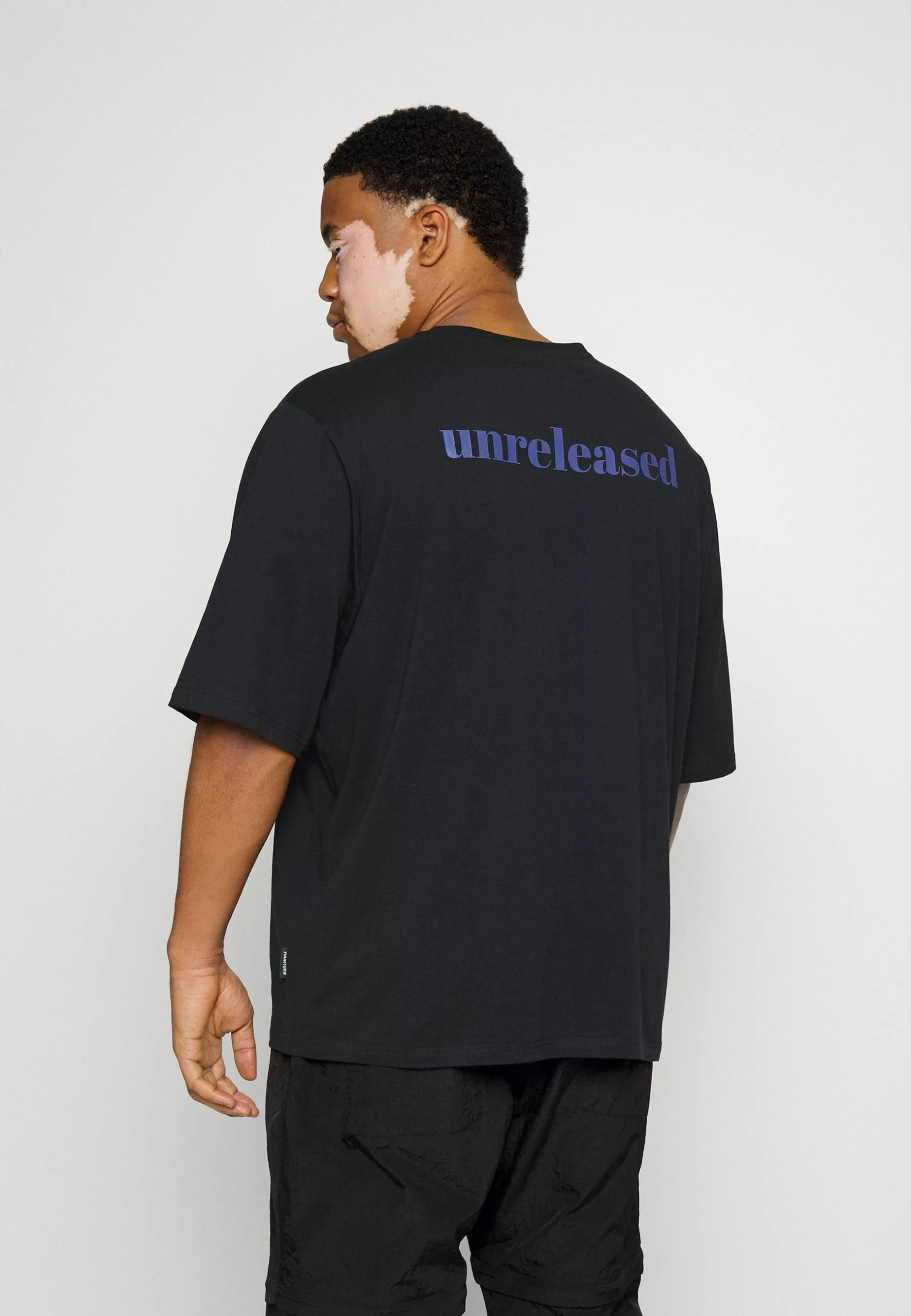 YOURTURN Prix Exclusifs UNISEX - T-shirt imprimé t shirt Col rond all 5 YOURTURN Prix Exclusifs UNISEX - T-shirt imprimé t shirt Col rond all – Image 3