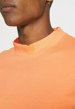 YOURTURN Prix Discount UNISEX - T-shirt basique t shirt Col rond all 16 YOURTURN Prix Discount UNISEX - T-shirt basique t shirt Col rond all -Tenue Fine 936d1d2740a6463a91eda114dbebb151