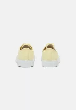 YOURTURN UNISEX - Baskets basses - yellow Prix Préférentiel sneaker Rond all -Tenue Fine 98c1c545b8d84945b37f75a54bd54611