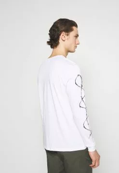 Garantie De Qualité 100% YOURTURN UNISEX - T-shirt à manches longues t shirt Col rond all 12 Garantie De Qualité 100% YOURTURN UNISEX - T-shirt à manches longues t shirt Col rond all -Tenue Fine a47aba72055c41a681d4c0b2c4a42174