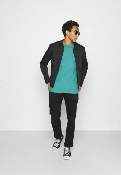 YOURTURN Bon Rapport Coût-Efficacité 5 PACK - T-shirt basique t shirt Col rond all