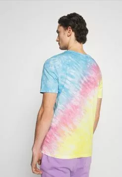 YOURTURN Prix Distinctifs UNISEX SET - T-shirt imprimé combination clothing Normale all -Tenue Fine ce5ee2ead984474ab7e56238f46efd48