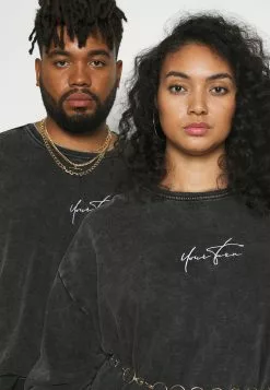 YOURTURN UNISEX - Sweatshirt Promos pullover Col rond all -Tenue Fine d4bf69d8275b4f5d9741ea30d9c8255e