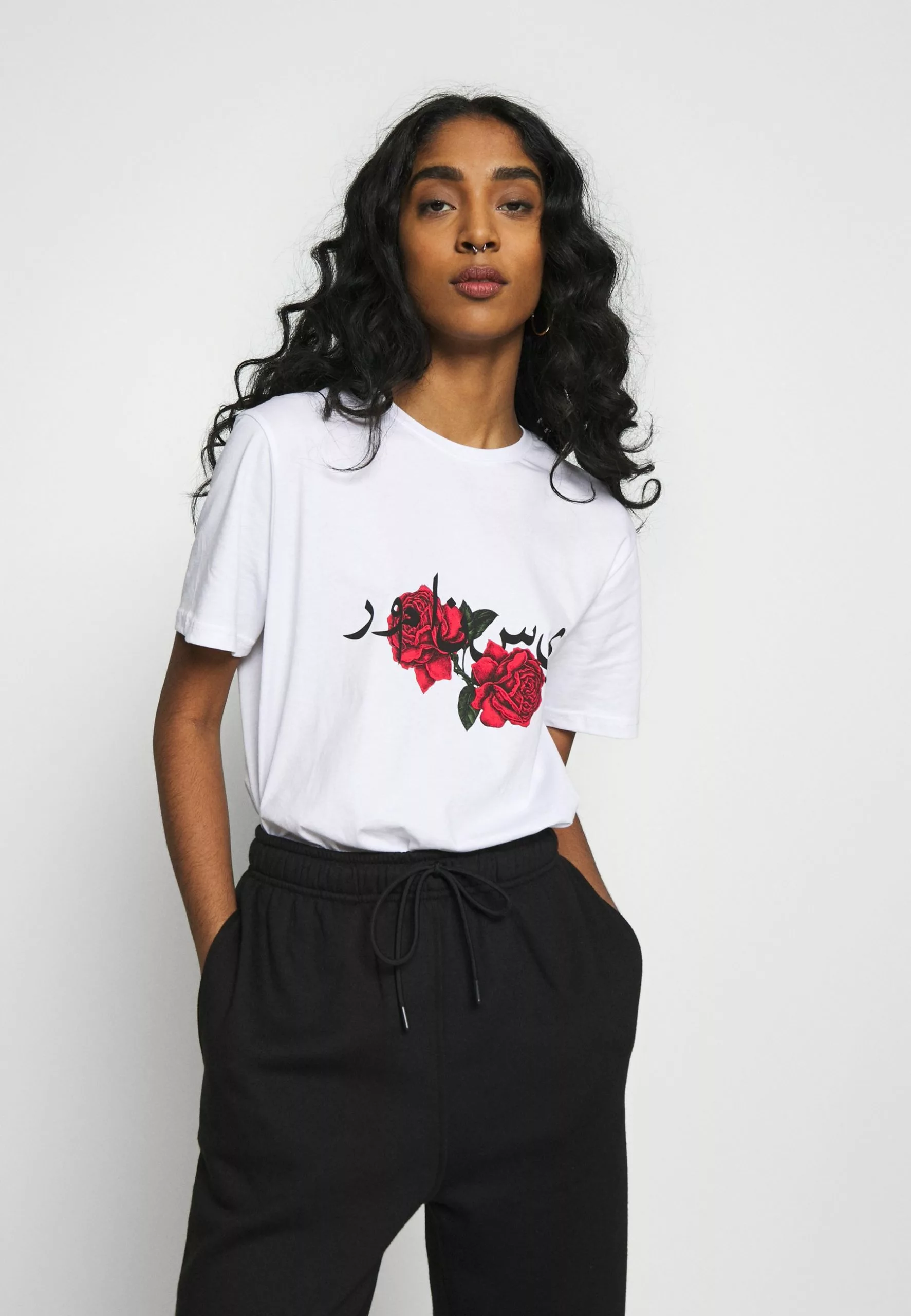 Prix Jamais Vus YOURTURN T-shirt imprimé t shirt Col rond all 6 Prix Jamais Vus YOURTURN T-shirt imprimé t shirt Col rond all – Image 4