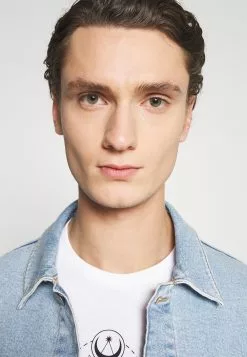 YOURTURN Prix Gelé UNISEX - T-shirt imprimé t shirt Col rond all 13 YOURTURN Prix Gelé UNISEX - T-shirt imprimé t shirt Col rond all -Tenue Fine e7bea44189064c7fbfcaf3001ef1ec6a