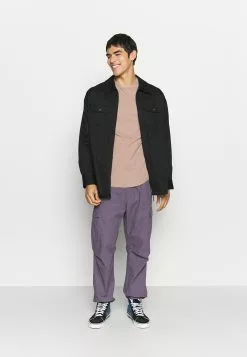 YOURTURN UNISEX - T-shirt basique Meilleur Prix Garanti t shirt Col rond all 12 YOURTURN UNISEX - T-shirt basique Meilleur Prix Garanti t shirt Col rond all -Tenue Fine f3ad5508bac94a258a9c92d4015e0805